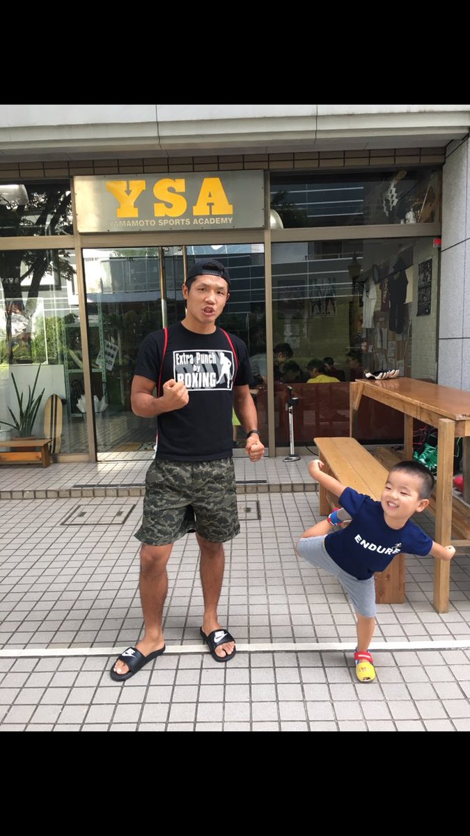 POLICEBOXER110's tweet image. 3歳からKRAZYBEEでレスリングをしている長男
いい練習させていただいています

#山本KID徳郁 
#リスペクト