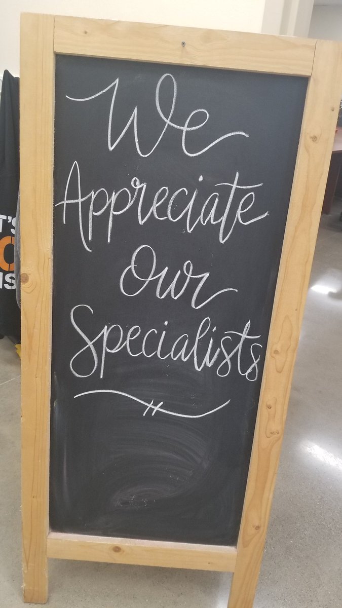 skauffman78's tweet photo. Celebrated our Specialists and those that work in adjoining specialty areas today! Thanks to everyone in Flooring/Decor, Paint, Appliances,  Kitchen &amp; Bath, Millwork and our COS! #specialtyrocks @BPlantenberg @HouleHeather @RececcaS https://t.co/B44oUlCRxP