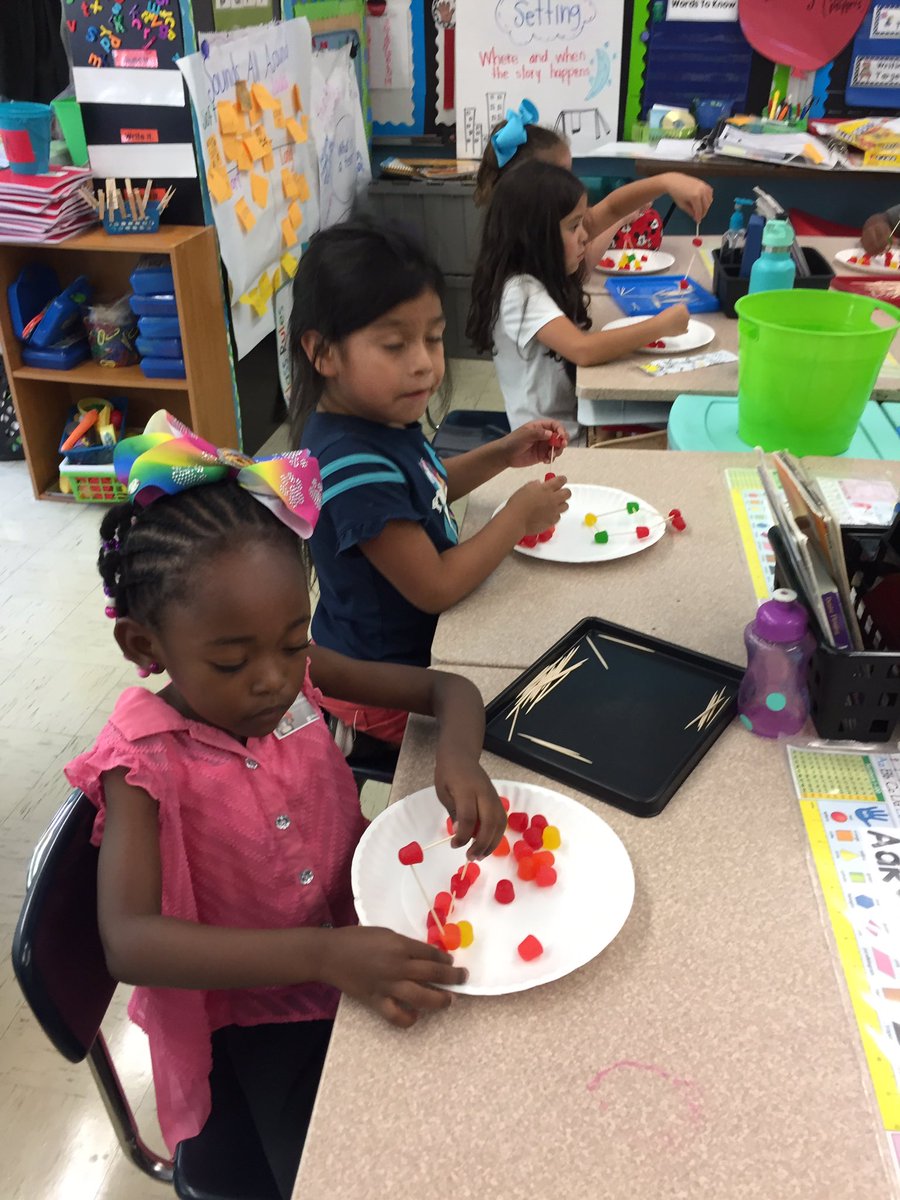 jrich1st's tweet photo. Thank you Gigi for helping us celebrate Dot Day, we love our AHS cheerleader! #iheartjnes #oneathens https://t.co/EhbJYR4ulN