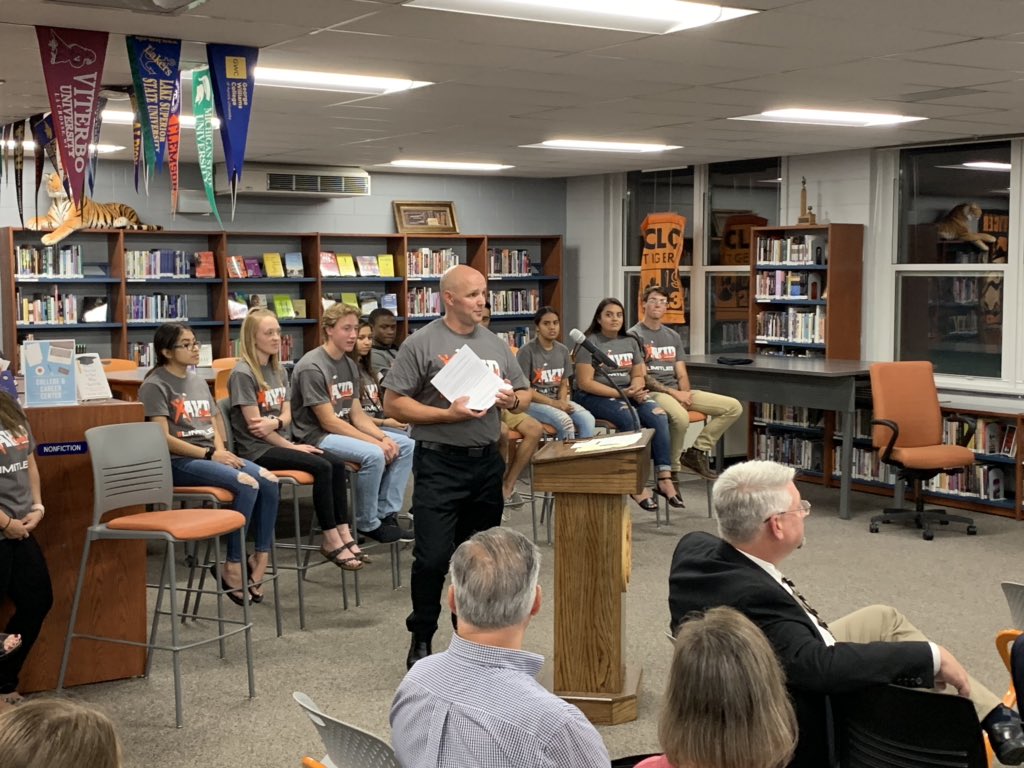Thank you graduates, students,  staff, and admin for presenting our AVID Program to our D155 school board tonight! #WERCLC #TIGERPRIDE <a href="/AVID4College/">AVID</a> <a href="/AVIDMWStates/">AVID Heartland</a>