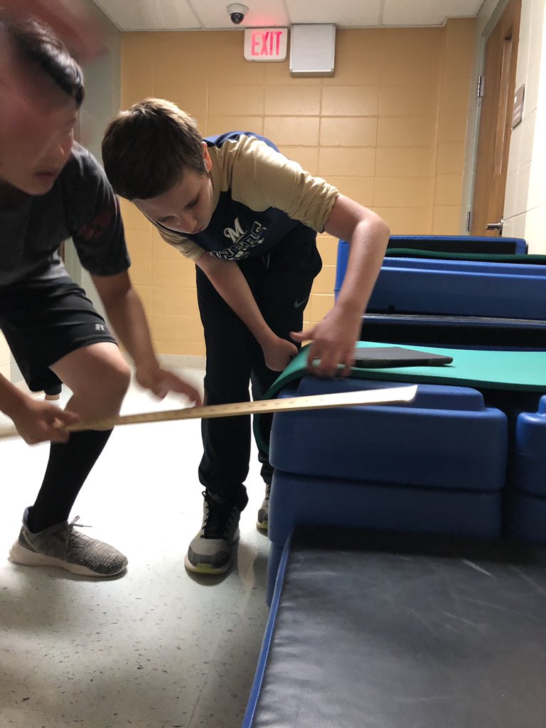 maggieleemchugh's tweet image. 8th gr @lacrossedesign students answer the driving question, “What makes the ideal athlete?” Ss designed trials to gather data, then led their fellow classmates in activities! Some #madhops going on! #ldi #sdlax @PBLWorks #pbl