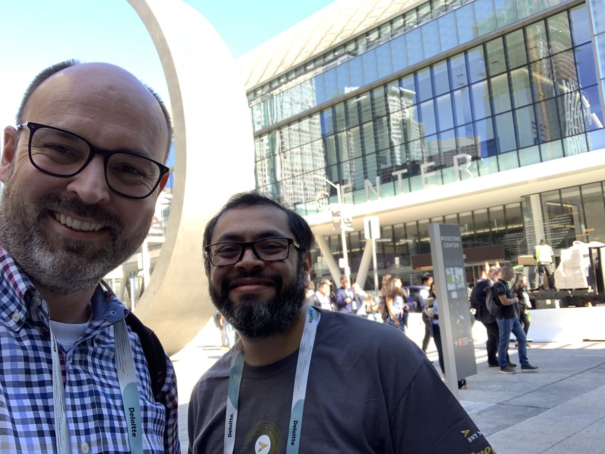 _JonSam's tweet image. Heading to @OracleCodeOne with @NikhilNanivade. In San Francisco this week for Oracle Code One.