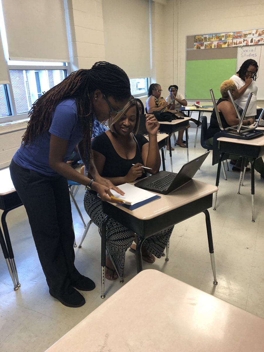 AntiochMSBears's tweet photo. Thank you to our families that came out to Data &amp; Dine. Over 100 family members in attendance, 100 Parent portal accounts reviewed, 100 @iready home logins ready to go! ❤️❤️ Missed it? Come to our internet safety workshop on 9/30! @CommAchieves @RenitaPerry2 @MetroSchools https://t.co/BJqhqSOxZK
