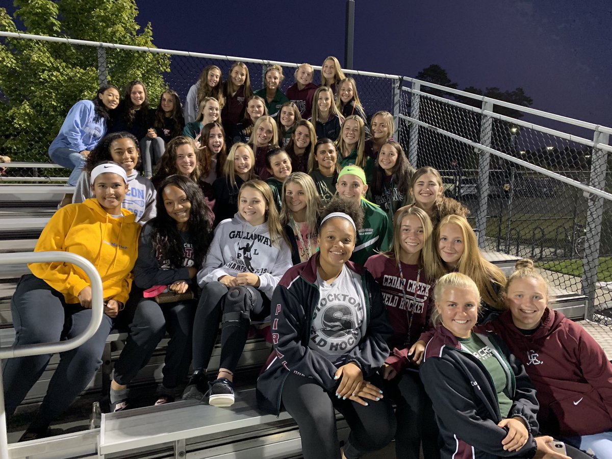 Always a great time and learning experience coming out to watch <a href="/stocktonospreys/">Stockton Athletics</a> field hockey, and cheering on some old team mates💚🏑 #itsagreatdaytobeapirate