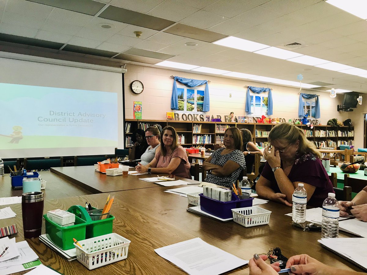 CarolSullo's tweet photo. SAC & PTA Meeting tonight at VPE. Thank you parents and teachers that attended. We appreciate your input and time to our amazing school! #lovePTA. #itisforthekids. @Volusia_Pines https://t.co/WkNwljpsnb