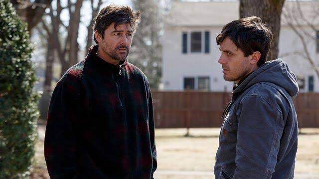 Happy birthday Kyle Chandler, so good as the supportive brother in Manchester by the sea. 