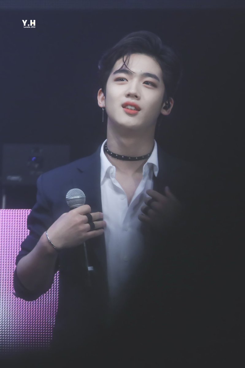 Lovefix_0922's tweet photo. 20190916  삿포로 KMF 1부 HQ.

이 헤어스타일 유지하면 안될까요..

#X1 #엑스원 #김요한 #요한 #yohan #KIMYOHAN https://t.co/kBthJCwOyW