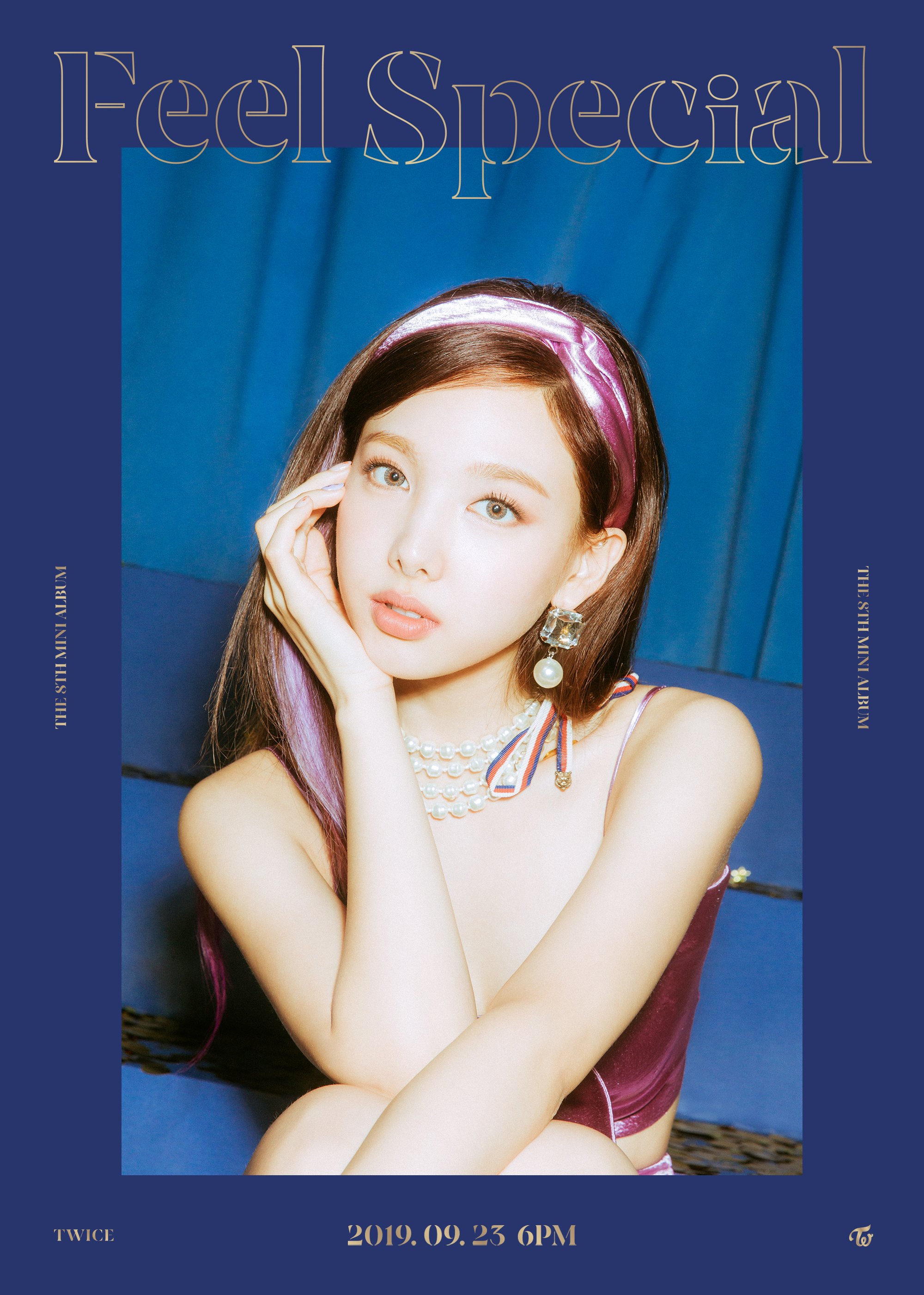 Twice 8th Mini Album - Feel Special