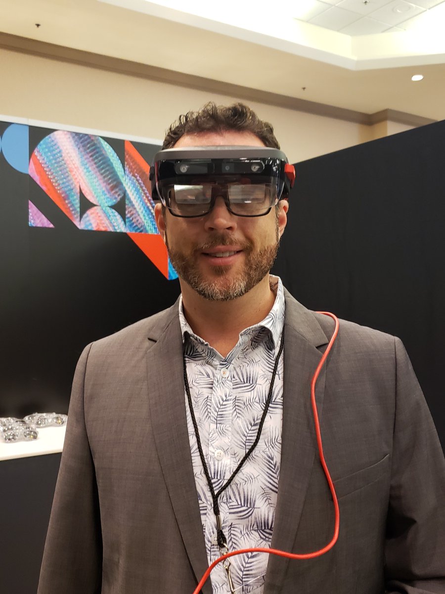 RedNucleusHQ's tweet photo. Day 1 of @BrainXchange's #EWTS2019❌was a success! Check out the @VRgluv #haptic glove, @Nreal #AR glasses, and the @tobiitobiigaming #eyetracking system! #VR #AR #tech #technology #wearables #wearabletech👌 https://t.co/EflHDtPt86