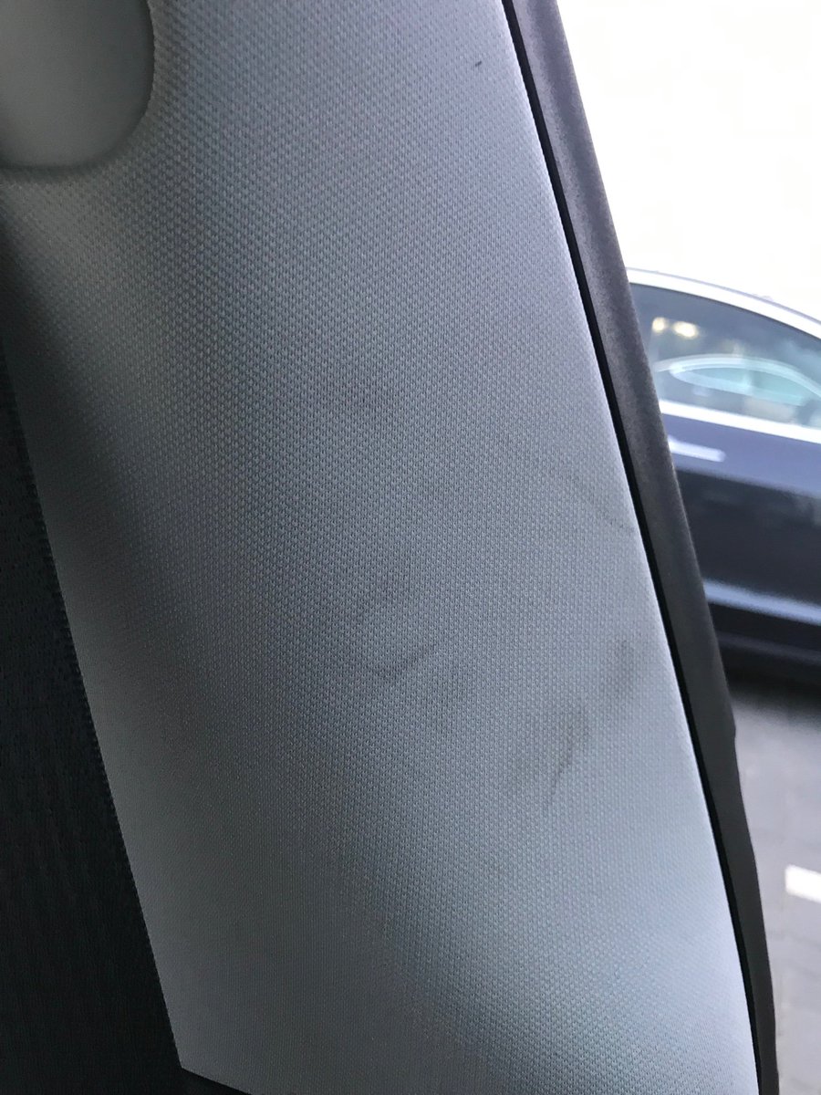 GiruloSpain's tweet photo. Worst experience with my tesla model 3 delivery. Car was dirty inside with white interior, trunk not closing well and bumper a bit off. Also i was promised a base performance, my license plate shows a performance, but got long range. However the car is great @elonmusk @Tesla https://t.co/3XRX6PfuIK
