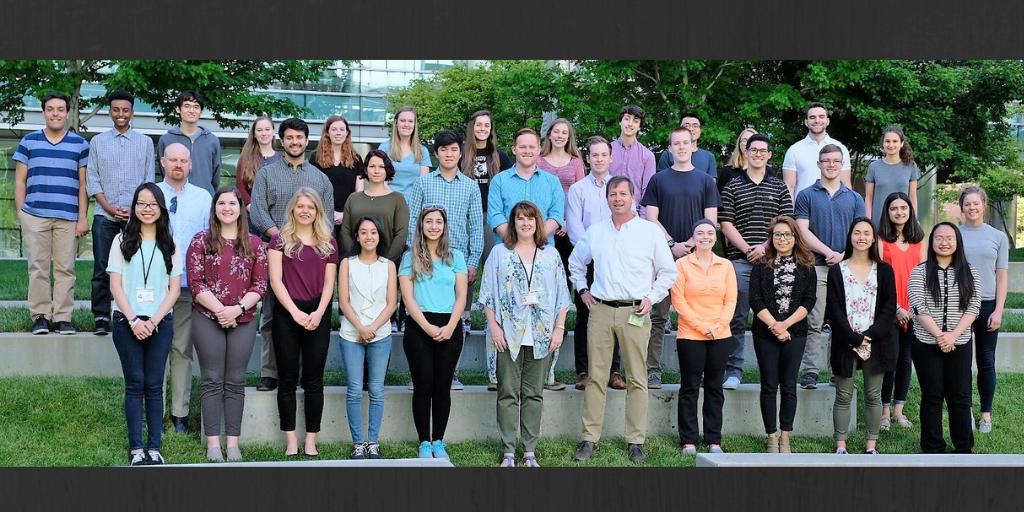 CUCancerCenter's tweet image. The CU Cancer Center is dedicated to training the cancer fighters of tomorrow. Now, a $1.6 million award will help diversify and expand our summer research program! Full story: bit.ly/2GVsnvr 9NEWS CUAnschutz #cancerresearch