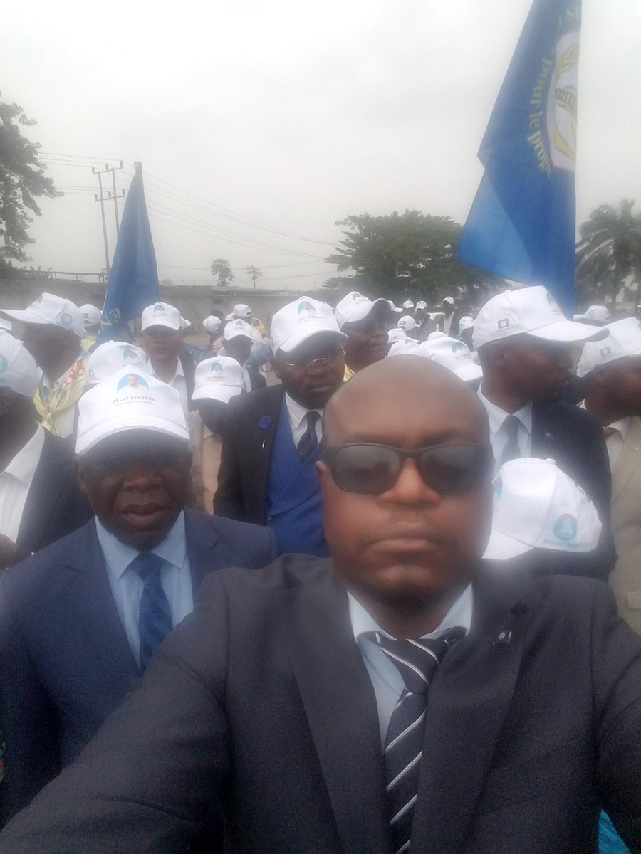 NicolasLenga3's tweet photo. La proposition de loi portant modification des certaines dispositions de la constitution de l'Envol barre la route à toute éventualité de glissement du mandat du Président de la République. https://t.co/3dWuciare3