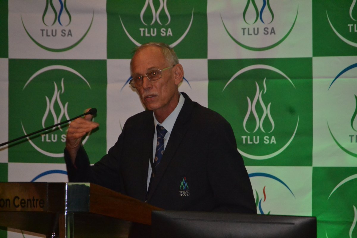 #TLUSA2019 se kongres het sopas in Pretoria afgeskop met die tema, volhoubare landbouproduksie. Daar is 'n minuut opgestaan om meegevoel aan die boere en plaaswerkers wat vermoor is te betuig. Die president, Louis Meintjes sê dat ons boere 'n parallelle ekonomie sal moet skep.