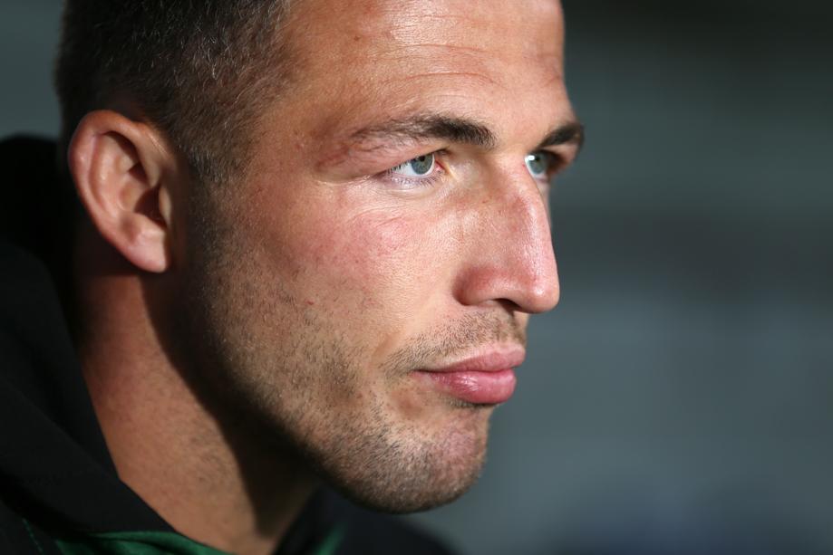 FOXNRL's tweet photo. Todd Greenberg threatened Sam Burgess with a $25k fine and a lawsuit

And the big Bunny did not flinch

James Hooper: https://t.co/Z5I8HbdSvi https://t.co/nl9bDWvQQK