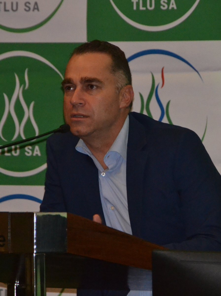 Omri van Zyl, HUB van @AgriSAOfficial  het tydens sy groeteboodskap by die #TLUSAKongres2019 gesê dat hulle en TLU SA se doelstellings ooreenstem. Dr Theo de Jager, president van die WAO sê dat die VSA en Sjina se handelsoorlog bewys dat boere swaarkry wanneer regerings inmeng.
