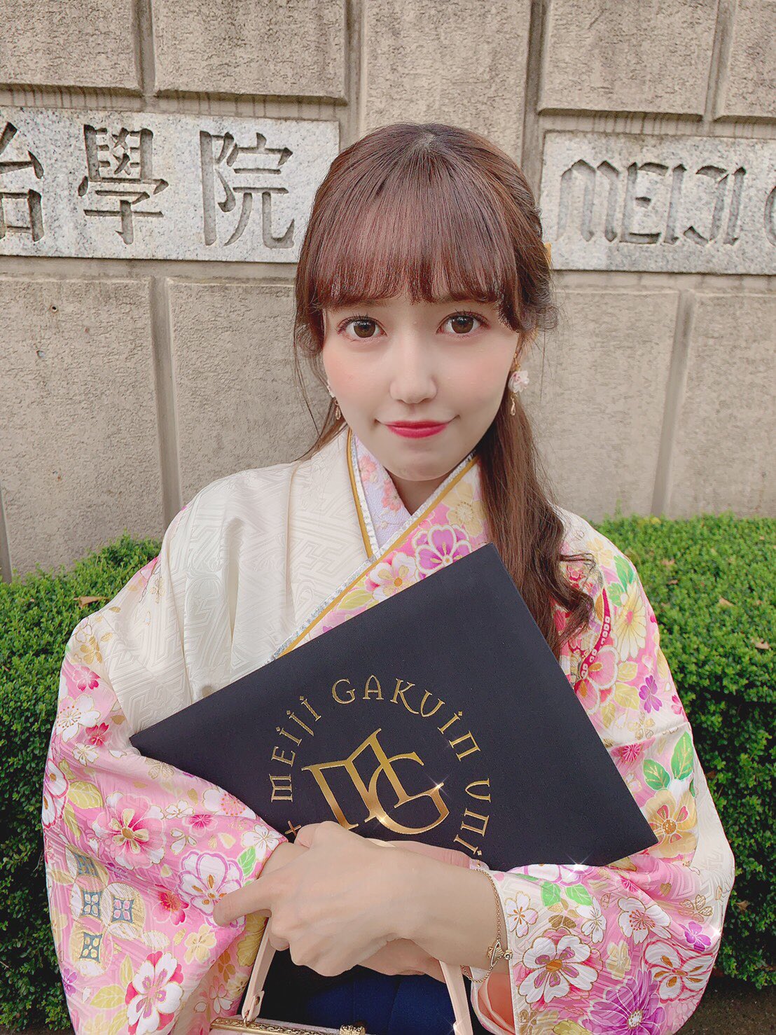 諸橋 沙夏 大学の卒業式 髪型は指原さんの卒コンを イメージしてもらいました 袴姿どうですか イコラブ T Co 8f96fv5adv Twitter