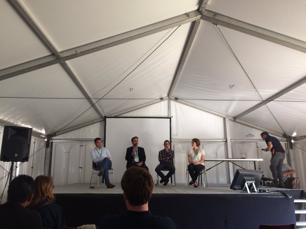 JulNivet's tweet photo. Salon #TechAndBio c'est parti.
Première table ronde autour des enjeux de la productivité en #agriculture #biologique, organisée par @TimacAgro https://t.co/fcITZGd2LQ