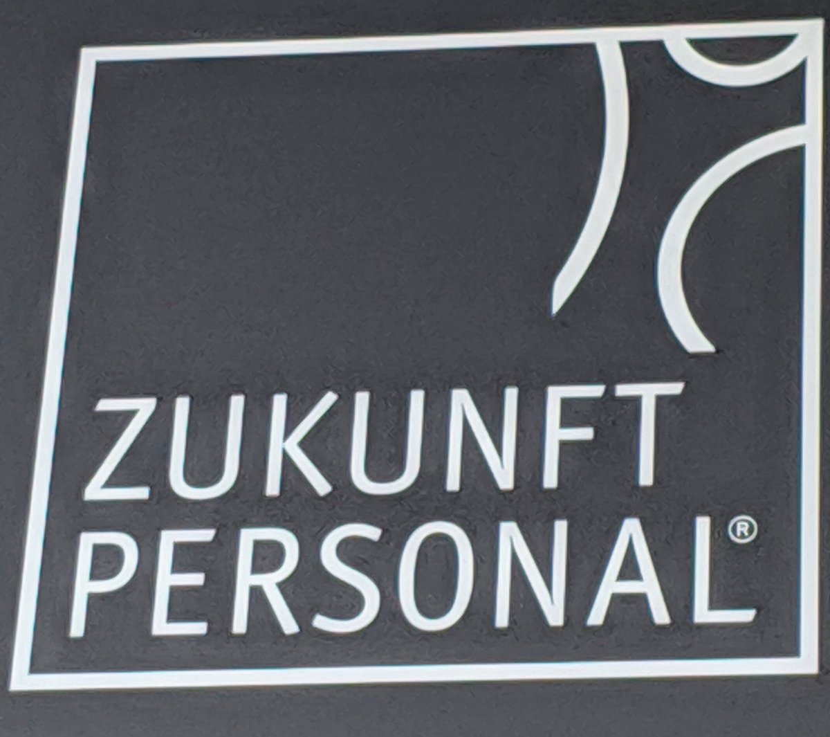 Heute sind wir auf der Zukunft Personal zu finden. Das Thema #Digitalisierung der HR ist einer der großen Schwerpunkte der Messe und da sind wir natürlich mit Rat und Tat dabei!