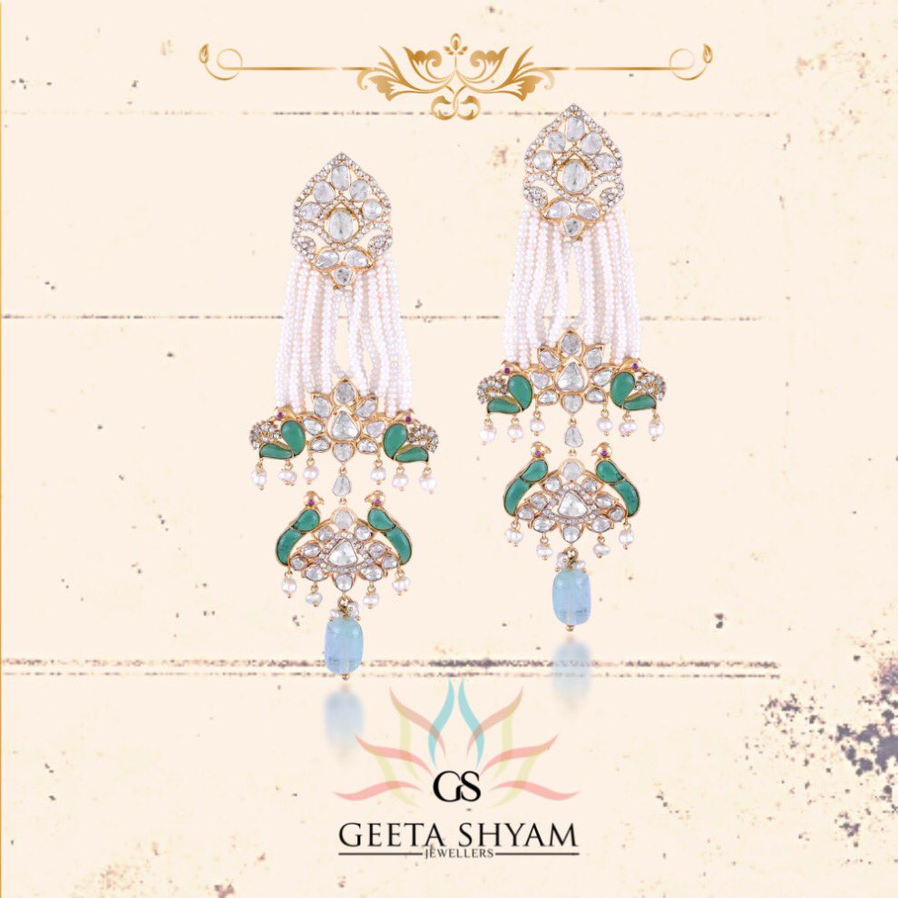 An aesthetically styled collection, the designs derive inspiration from the Royal Courts of India. #GeetaShyamJewellers
.
.
.
#JadauJewellery #HeritageJewellery #RoyalCourts #India #Heritage #Luxury #Handcrafted #BridalShower #Fashion #Legacy #Jaipur #BridesOfIndia