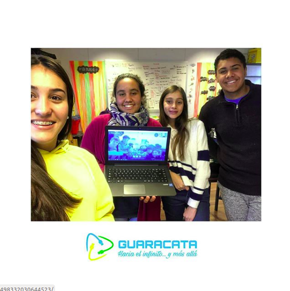 guaracata's tweet photo. ¡Realizamos una video conferencia más con estos compas super buena onda  de @WalkingBot_  y @Brickins2!  💛

¿Quieren hacer una llamadita con nosotros? Somos buena onda 🤪 https://t.co/Kybdigbo6u