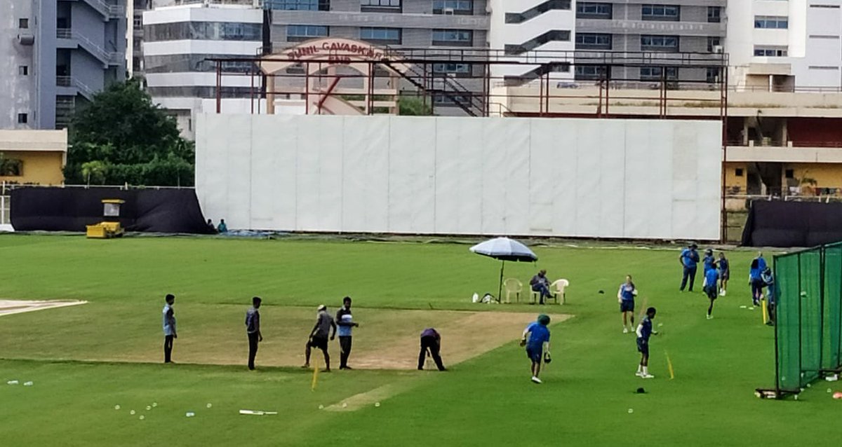 DevelopedSurat's tweet photo. #SouthAfrican #Women_Cricket_Team 's #Players r doing #Net_Practice
@ #Lalbhai_Cricket_Stadium
for our #Surat 's #1st_International_Cricket_Match
#સૂરત ની #પહેલી_ઇન્ટરનેશનલ_ક્રિકેટ_મેચ માટે #સાઉથ_આફ્રિકા ની #મહિલા_ટીમ #નેટ_પ્રેક્ટિસ કરે છે
@Divya_Bhaskar #yes_icc @BCCI https://t.co/g2J9yPn1To