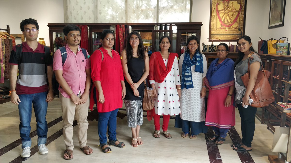 EDIIAhmedabad's tweet image. A visit to CraftsRoots by PGDM students. The purpose of the site visit evaluation is to obtain in-depth information concerning all administrative and educational aspects of the work.

#EDIIAhmedabad #Fieldvisit #Onsitelearning