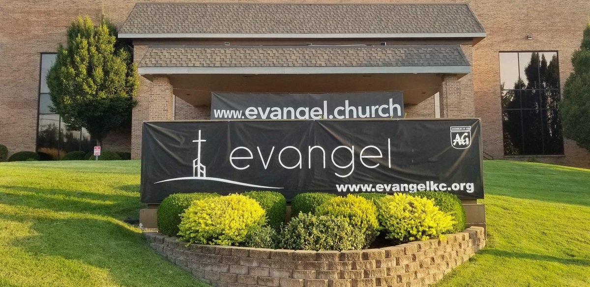 canavaninjapan's tweet photo. "When you share your story, as a Christian, HIS STORY will come out." What an incredible visit to Evangel Church Kansas City​ with Lead Pastor Jason St John​ and Serve the World Pastor Chris Buford​! Thank you so much for your partnership! #AGMD #canavaninjapan

@EvangelChurchKC https://t.co/FLv2hVHsxG