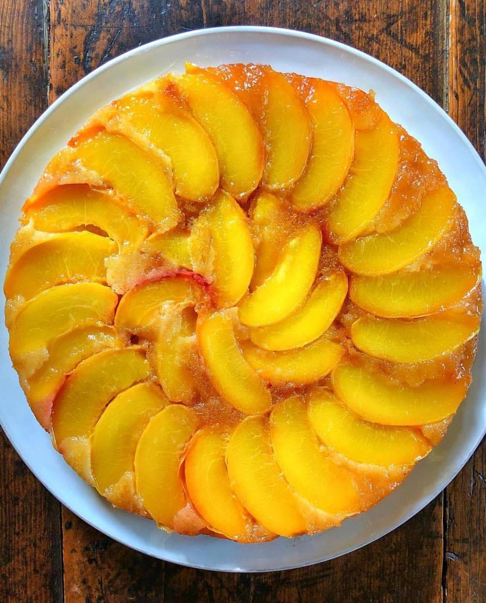 HowMeals's tweet photo. Peaches, get ’em while they’re hot! Then make a Cardamom Spiced Peach Upside Dow… https://t.co/FPlkznVWIZ https://t.co/5T8Pqy6lhS