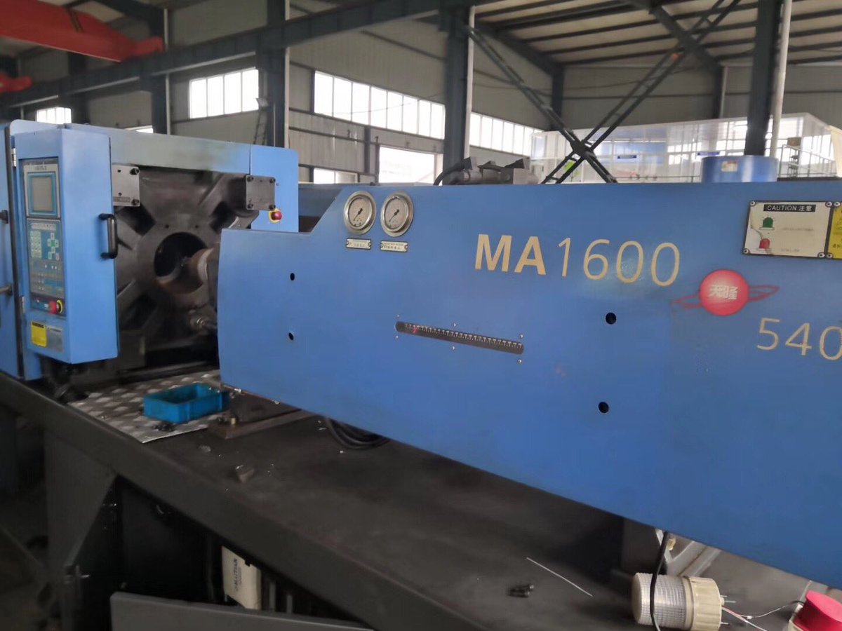 HetuoMachinery's tweet photo. Haitian used Injection molding machines on sale!
 #robot #dustseparator #ABS #PP #PE 
#MiddleEast #Turkey #SaudiArabia #Iran #SoutheastAsia #Africa #Nigeria #Pakistan #Algeria #Brazil #Korea #Dubai #Thailand #India #China #4sale #agent #plastics #used #injectionmolding #machine https://t.co/dU0T9bLpQE