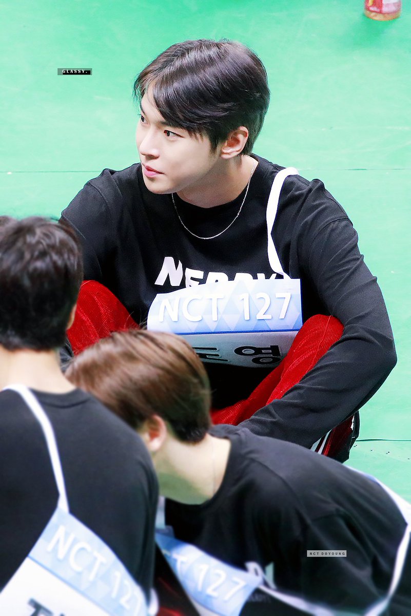 GLASSY_DY's tweet photo. 얜 정말 귀엽다 

190812 아육대 #도영 #DOYOUNG #ドヨン #NCT #NCT127 https://t.co/gfraXL6mXY