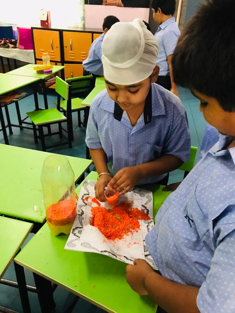 RungtaSchool's tweet photo. #Grade3

Learners of Grade-3 researched about the different layers of earth and completed the working model collaboratively.

#Earth #LayersofEarth ##RIS #FirstIBSchoolinRaipur #CG

@sourabhrungta  @sonalrungta  @jawahar4 https://t.co/944QQ0KaZk