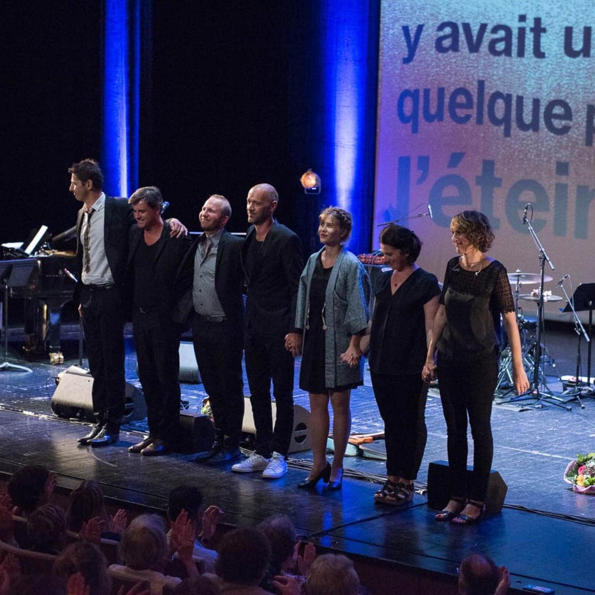 C'était dimanche aux Bibliothèques Idéales: "Gainsbourg et Miles Davis, enfants terribles" un sublime projet (encore un…) de mon ami Gregory Ott avec Laurent Gautier, Matthieu Zirn et Léopoldine HH.

Vive les bibliothèques idéales ! 🙌