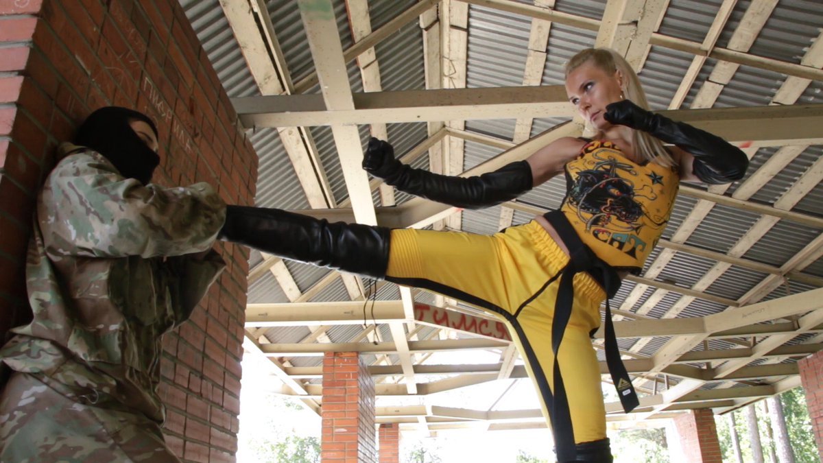 LesleyF16569659's tweet photo. Hi, I'am Lesley Fox, and I'am glad to introduce you my website with a sexiest girls on the planet, how can kick your ass😎 #femdom #domination #humiliation #highheels #karate #karatekick #ballbusting #kick #stronggirl #facekicking #feetscissors #headscissors #punch https://t.co/pJiC6QA8n0