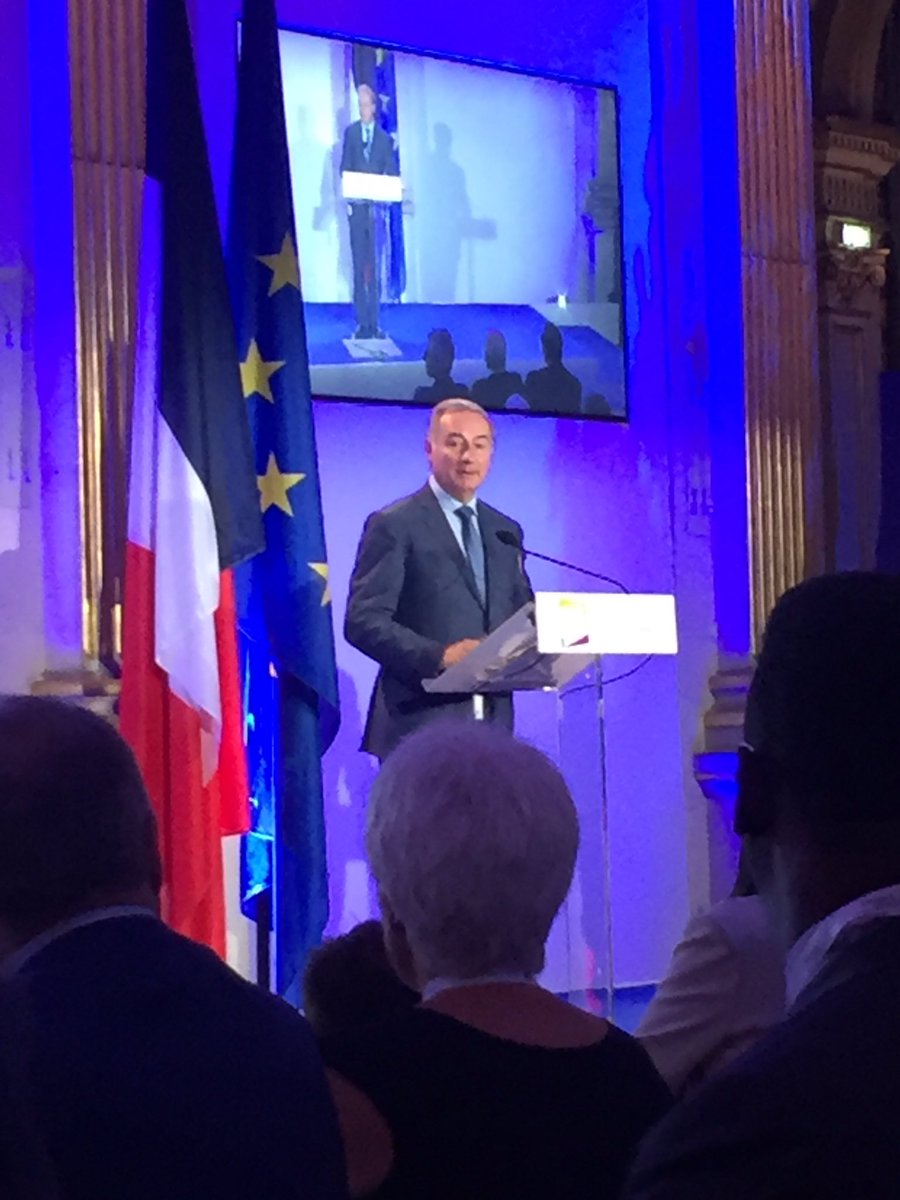 Nous sommes présents ce matin à la 19e conférence des villes de <a href="/France_urbaine/">France urbaine</a> placée sous le signe de l’inclusion.
3 sujets au cœur des réflexions: #habitat #TransitionEcologique #TransitionNumerique 
Ouverture des travaux pr <a href="/jlmoudenc/">Jean-Luc Moudenc</a> &amp; <a href="/Anne_Hidalgo/">Anne Hidalgo</a>