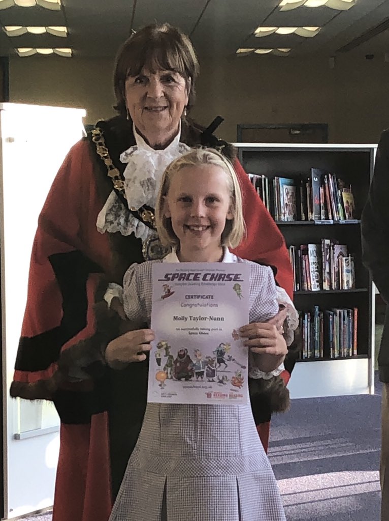 alicetg's tweet photo. Thanks @MarySheldon9 for the certificate @WaltonLibrary last night - that scheme really did encourage my daughter @WaltonOak to read more! https://t.co/Ncn0VxEikO