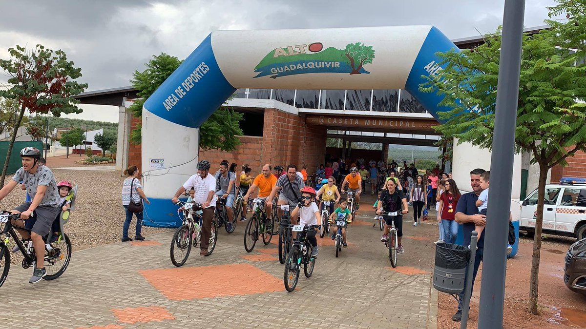 CDCadamuz's tweet photo. VIII Dia bicicleta Adamuz https://t.co/FiF2joq5R2