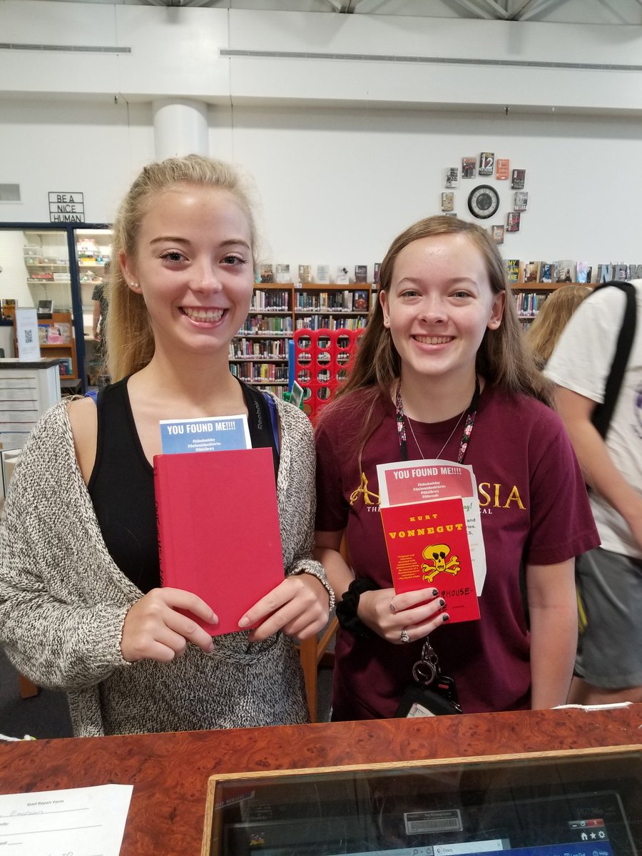 tbhslibrary's tweet photo. Look at all the happy students who found books this morning! #hideabookday #bookfairies #tbhslibrary #tbhsreads https://t.co/lRlwojlPfM