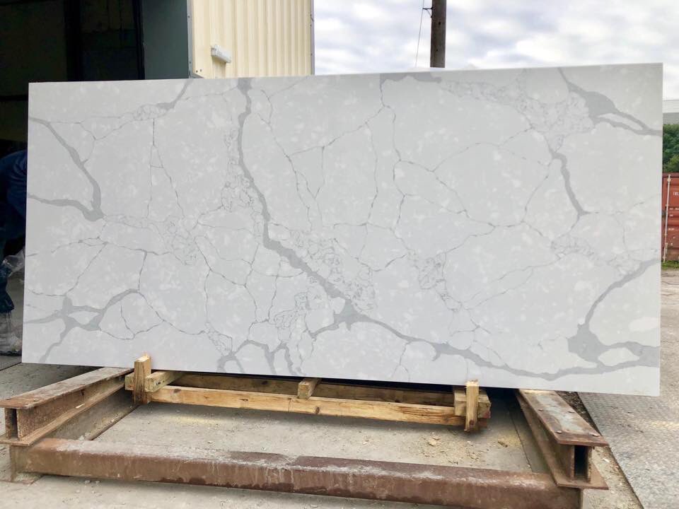 ‼️‼️NEW COLOUR ALERT‼️‼️

<a href="/itastone/">Itastone Quartz Worktops #itastone</a> Centaurus Quartz 🤩🤩

What do you think⁉️