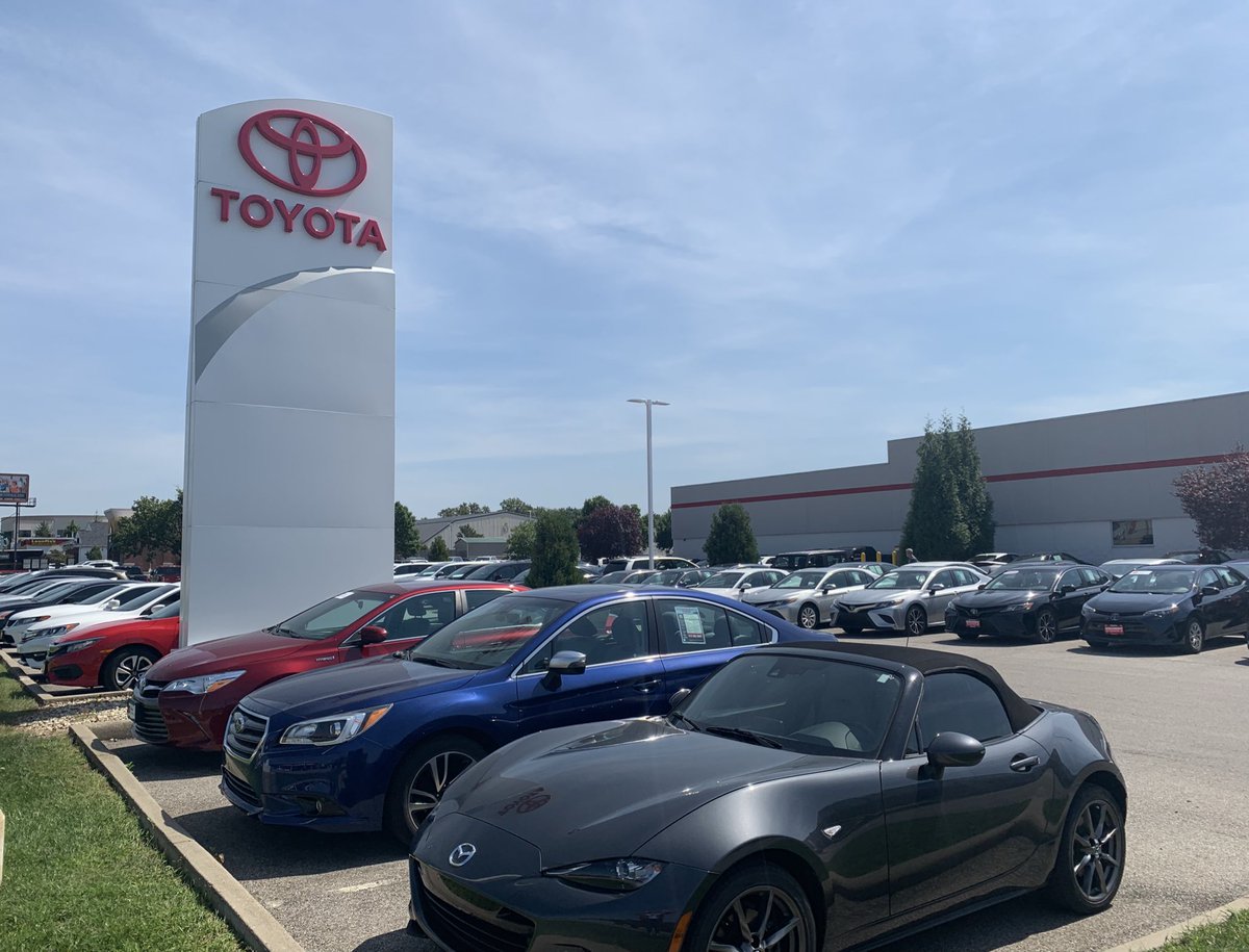 Toyota_Store's tweet photo. Whether you’re looking for a Certified Toyota with a comprehensive warranty, a great used car with power-train protection, or an inexpensive quality used car for less than $10,000 – Beechmont Toyota is the best place to start AND end your search for next automobile! https://t.co/JbxnGItBFY