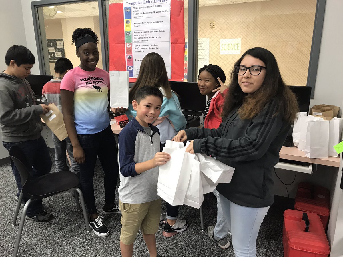 Kristen Jones tweet media