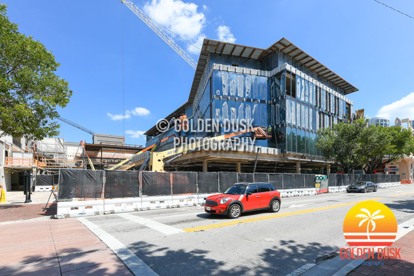 GoldenDuskPhoto's tweet photo. One Cocowalk Construction Progress Photos #cocowalk #onecocowalk #coconutgrove #miami @CoconutGroveBID @cocowalk @ComrasCompany @FederalRealty @beame https://t.co/O6k3uRmHo9 https://t.co/1HIyXjpy88