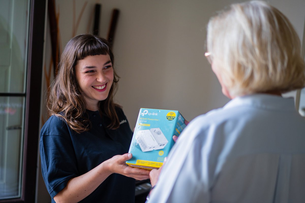 Visste du att var tredje TechBuddy uppdrag är routerrelaterat? 🤷 Många får hem en router och märker att den inte täcker hela huset eller lägenheten. Problemet löses ofta av repeaters, accesspunkter eller meshnätverk. Låter det krångligt? Vi hjälper gärna till! 📶