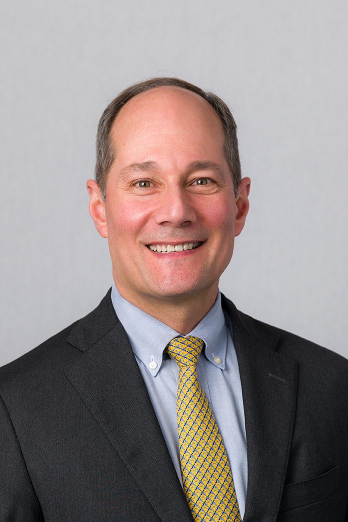 The 2nd year of the Surgery Faculty Professional Development Series kicks off on Sept. 25 with Andrew Ziskind, MD, MBA, senior executive office of Southwestern Health Resources. We're looking forward to his presentation!

#utswsurgery #professionaldevelopment