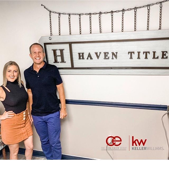CashEaleyPA's tweet photo. Congratulations to our first time home buyer!  Thank you for letting the @cashealeygroup be a part of the process.  If you are looking to buy a home, our buyers agent, @juliafanning is ready to make that a reality! .
.
.
Contact 👇
☎ (813)230-2447
📧 C… https://t.co/xcQnRiQfuj https://t.co/rL1RZRkhNI