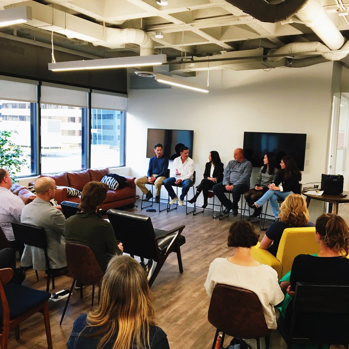 What a fantastic night talking all things Culture at the <a href="/321Growth/">321 Growth Academy</a> Fall Meetup! A100 members Dean Skelton of <a href="/SymendInc/">Symend</a> and Mike Lake of Entero joined <a href="/WaveHQ/">Wave: Small Business Software</a> cofounder <a href="/jameslochrie/">James Lochrie</a>, <a href="/rena_c_tabata/">Rena Tabata</a> of <a href="/ShareSmartApp/">ShareSmart</a> and <a href="/techbent/">Jennifer Aubin</a> of @AttaBotics on this stellar panel #tech #yyc