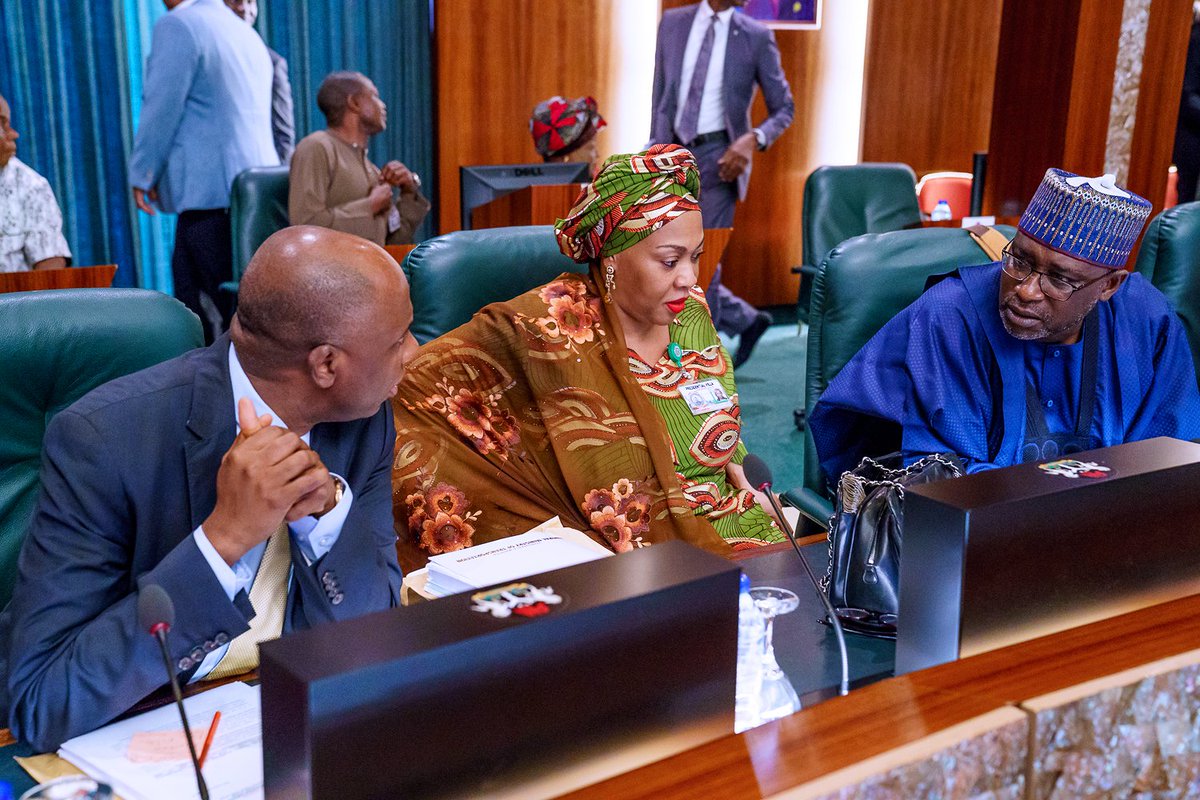 President <a href="/MBuhari/">Muhammadu Buhari</a> presided over the weekly Federal Executive Council (FEC) meeting today, at the State House, Abuja. #AsoVillaToday