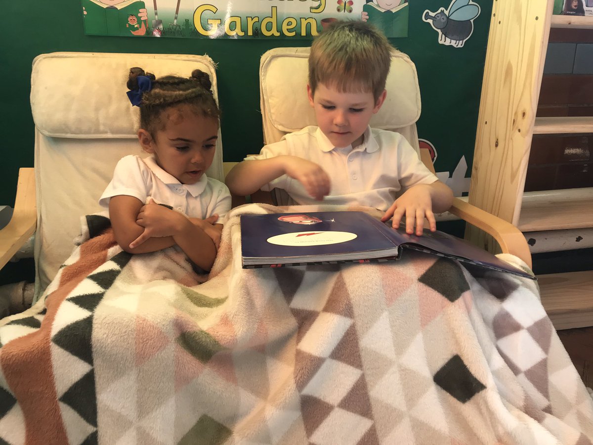 rhwsprimary's tweet photo. Reception choosing to end the day with a little shared reading time #cwtchy #wellbeing https://t.co/N3n5htNC5b