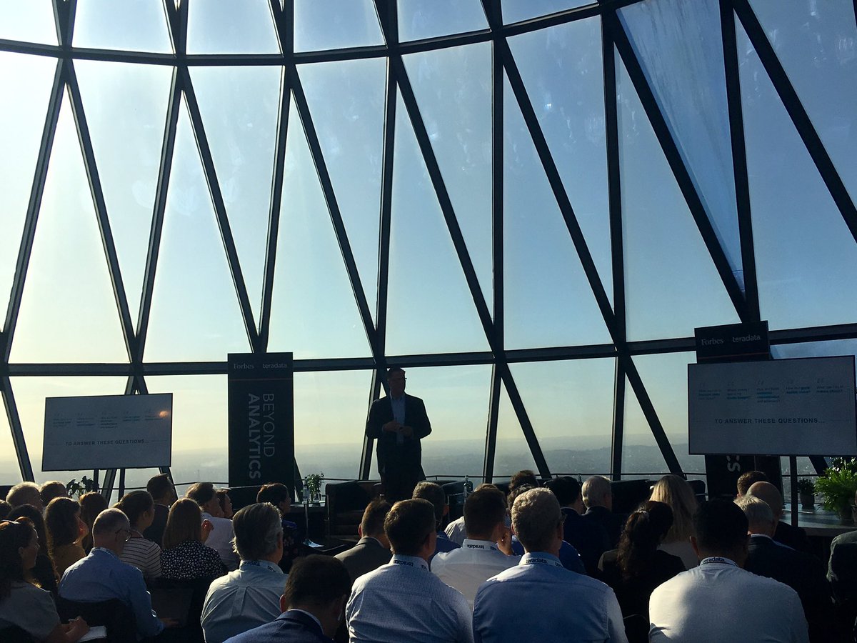 Teradata's tweet photo. In London this morning for Forbes+Teradata - Beyond Analytics Event. Hearing from @2goodct . "Sentient Marketing enables personalized engagement at scale, and in real-time." #SentientEnterprise #CustomerEngagement https://t.co/1W179lOolP