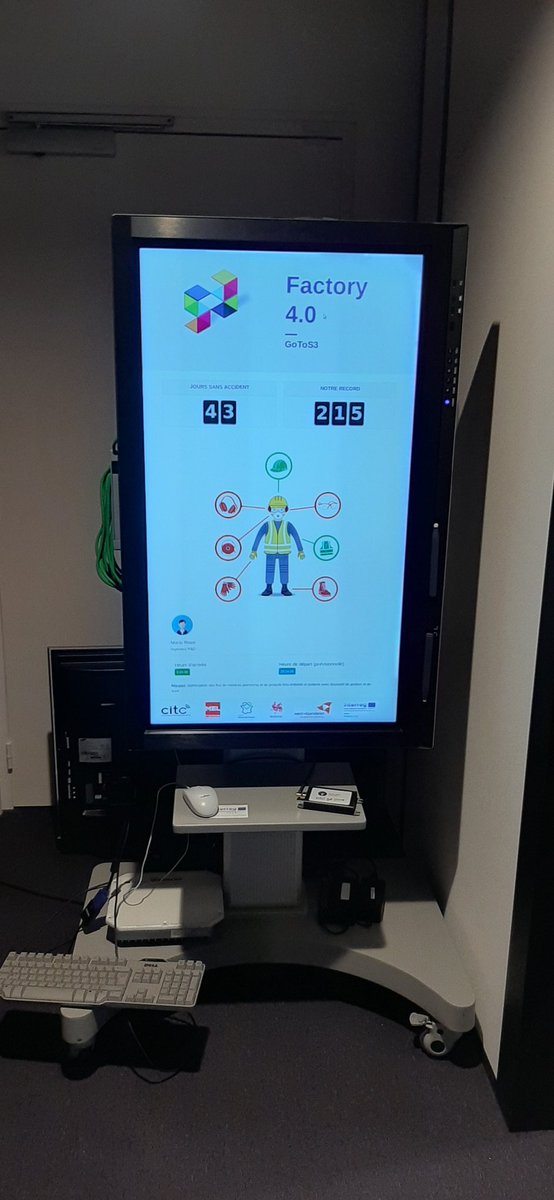 DequekerSophie's tweet photo. Démonstrateur tour au @IOTcluster: découverte des démonstrateurs dont le bras robotique, le totem! Retour aussi sur les démonstrateurs du @Sirris_be et du @cetim
#factory4_0 @IOTcluster @Capindustriehdf @innovationHDF https://t.co/ZMKcPqRDkX