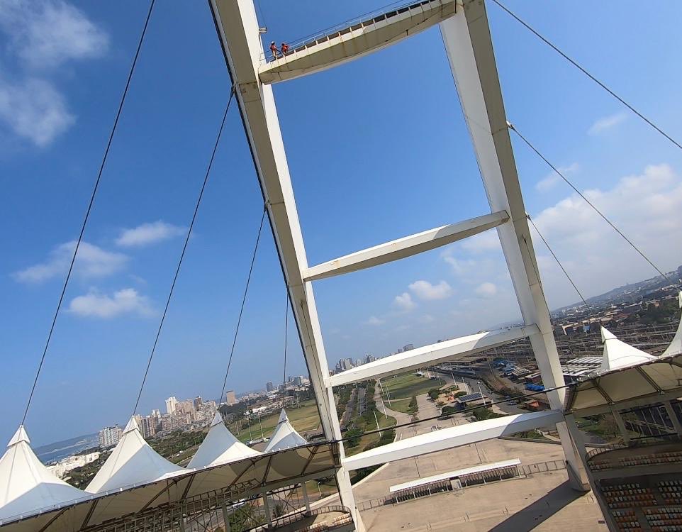 .@HammanTime Heritage Tour had to make its way to the Moses Mabhida Stadium. It has the world’s only stadium swing &amp; the biggest swing of any kind, anywhere! 🏟🔥 

You jump from 106m above the ground &amp; It’s an experience &amp; a half!🙌Its called <a href="/BigRushDurban/">B!G RUSH</a> for a reason!
#HTHT19